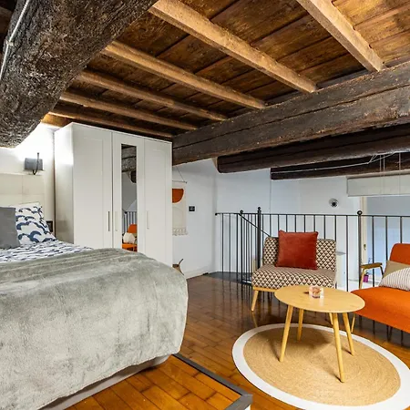 Appartamento Loft Nel Centro Storico Di - La Coccola Ferrara