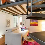 Apartment Loft Nel Centro Storico Di - La Coccola Ferrara