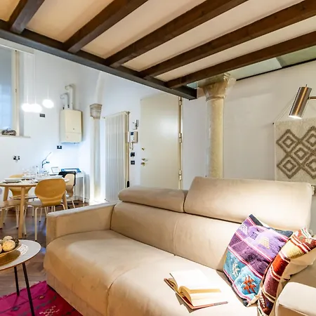 Apartamento Centro Medievale - Duomo E Castello *